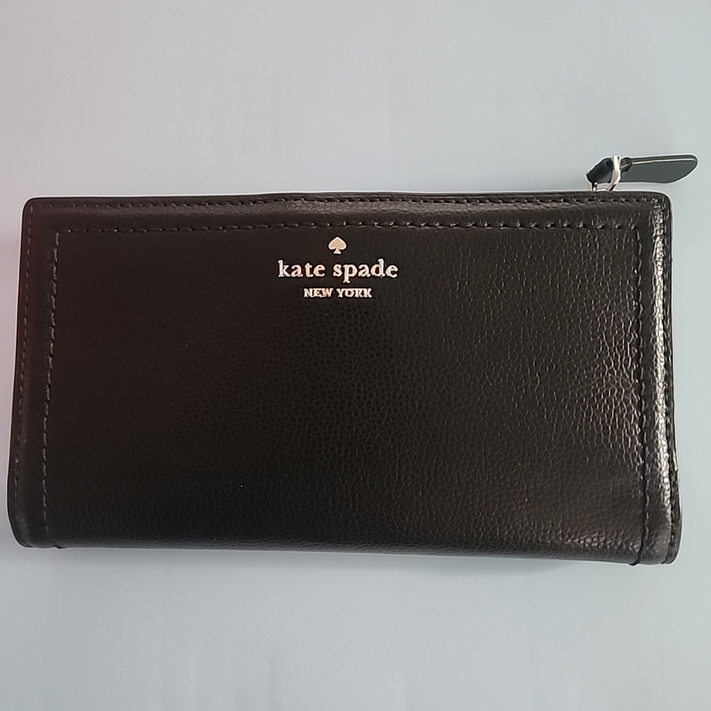 EUC Kate Spade NY Patterson Drive Braylon Wallet Clutch -Pebbled Black Leather